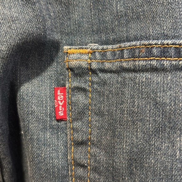 Levi's Classic Straight Blue Jeans - Picture 5 of 8